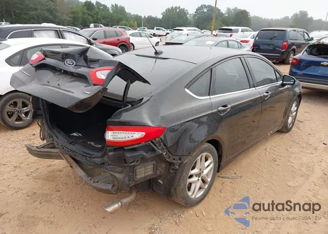 2015 Ford Fusion Se z USA, uszkodzony, nr VIN 3FA6P0H72FR176246
